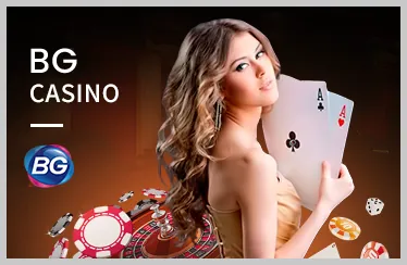 Trận đấu đá gà kịch tính trong một đấu trường truyền thống tại 22hello88